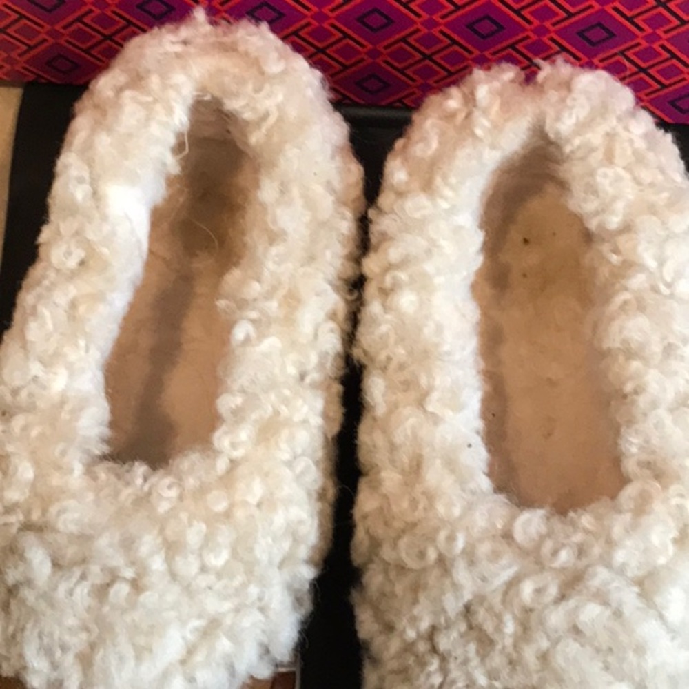 TORY BURCH SUEDE SHEARLING LOGO LOAFER SLIPPERS - Picture 4 of 10